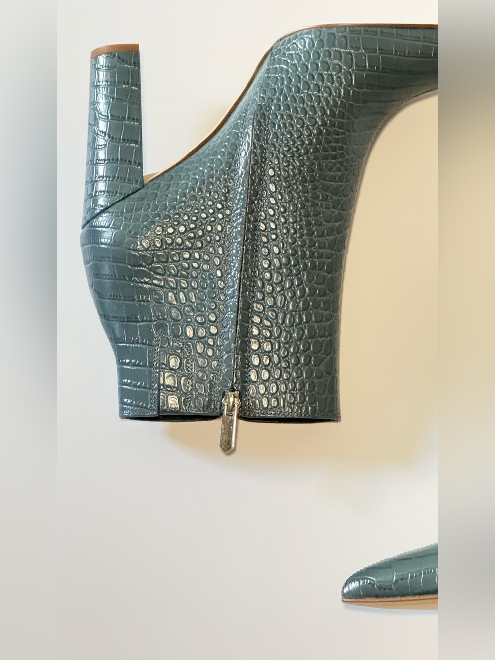 NIB Sam Edelman Raelle 2 Teal Green Croc Embossed Leather Ankle Boots Size 9.5 - Picture 2 of 8